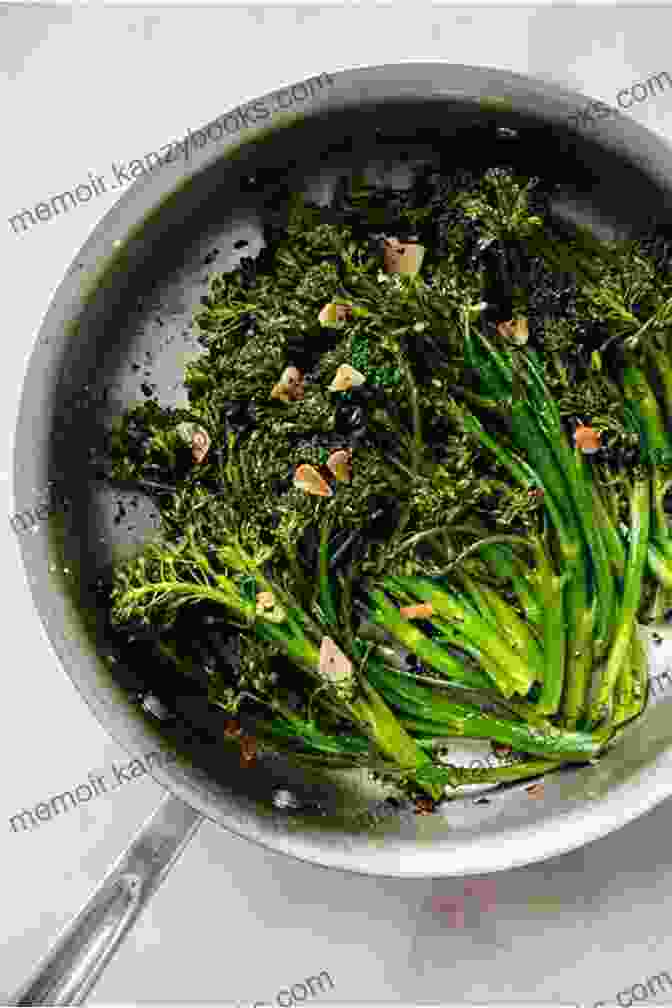 Sautéed Broccolini With Garlic And Lemon Green Macaroni: 25 Easy And Healthy Recipes For Vegetables And Pasta